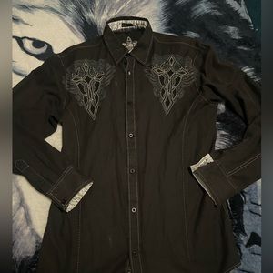 Mens Roar Button Down Long sleeve size medium